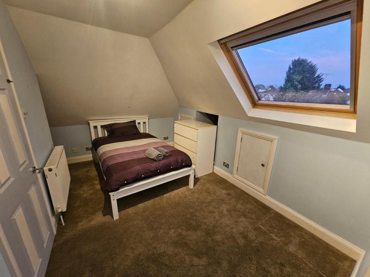 Large 4 Bedrooms Golders Green Londra Exterior foto