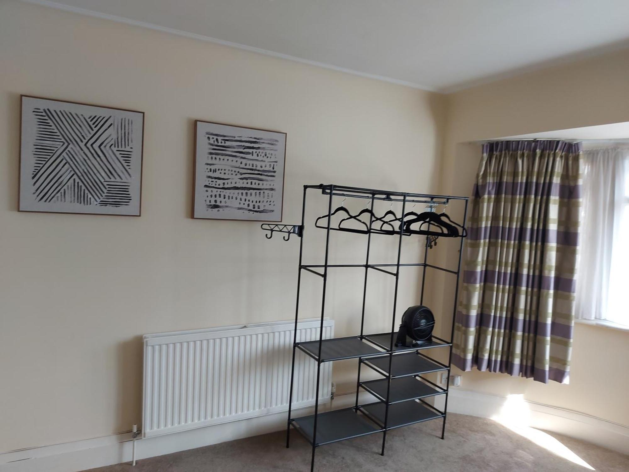 Large 4 Bedrooms Golders Green Londra Exterior foto